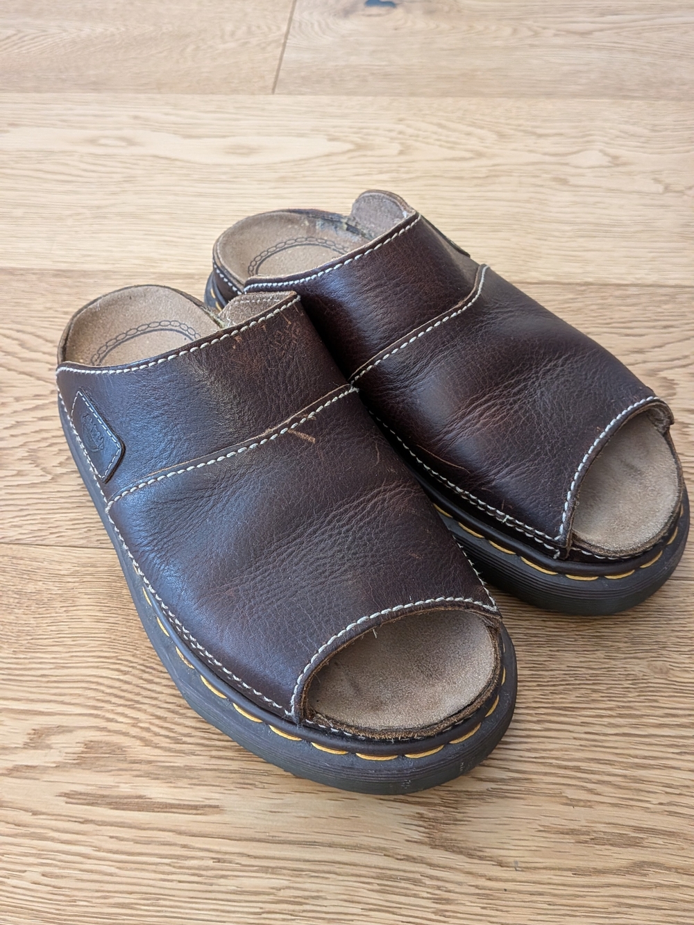 Dr. Martens England 8418 Vintage 90's Y2k Chunky Sandals Slides Bark Grizzly